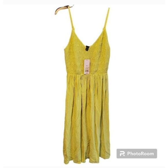 NWT WIld Fable Bright Yellow Stretchy Midi Dress Size XS - Picture 2 of 10